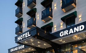 Grand Dior